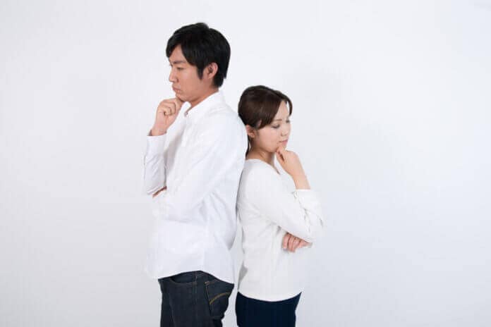 その仕草、浮気のサインかも…男の本音チェック