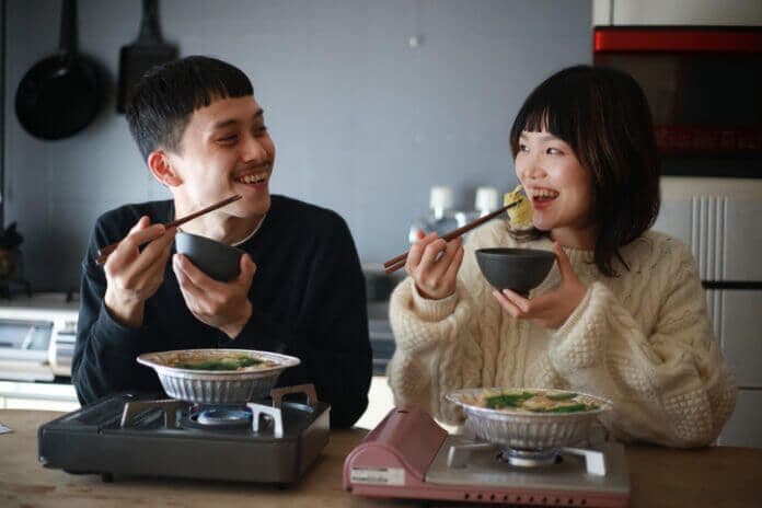 2. おいしそうにご飯を食べているとき