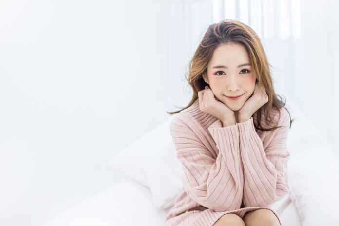 1:上目遣いで「お願いがあるんだけど…」