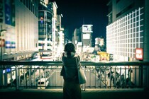 一匹狼は意外と人気？ 一人が好きな女性がモテる理由とは