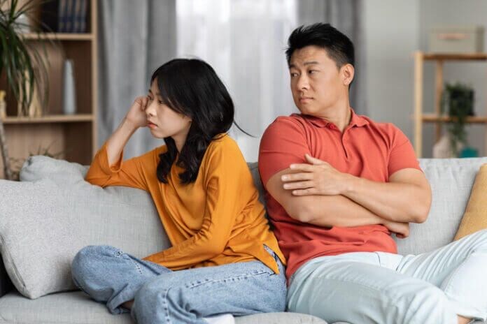 彼女に会わなくても平気な男性心理とは？ リアルな本音と関係の見極め方
