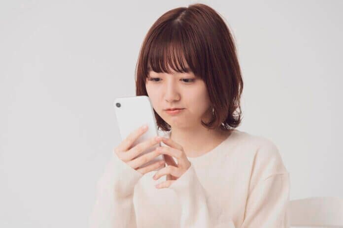 １．スマホケースが"シンプル"