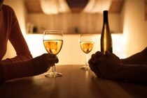 サシ飲みで脈なし＆友達としか思われていないサインはこれだ！