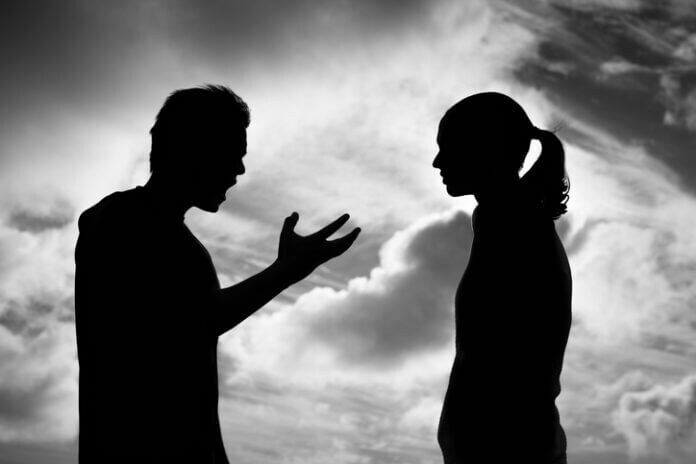 賢い女性に限ってダメ男に惹かれる？