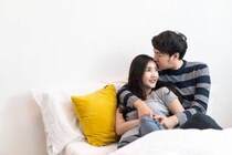 俺の彼女最高…！彼が「自慢したくてたまらなくなる」彼女の特徴