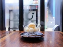 ひんやり、つるんと感動の白玉。老舗『鎌倉甘味処くるみ』で味わう小倉クリーム白玉＆かき氷