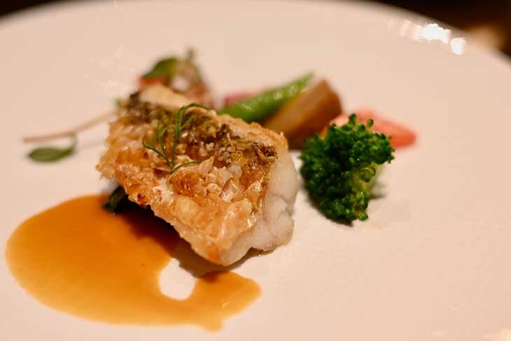 ぐじ松笠焼き ブイヤベースソース