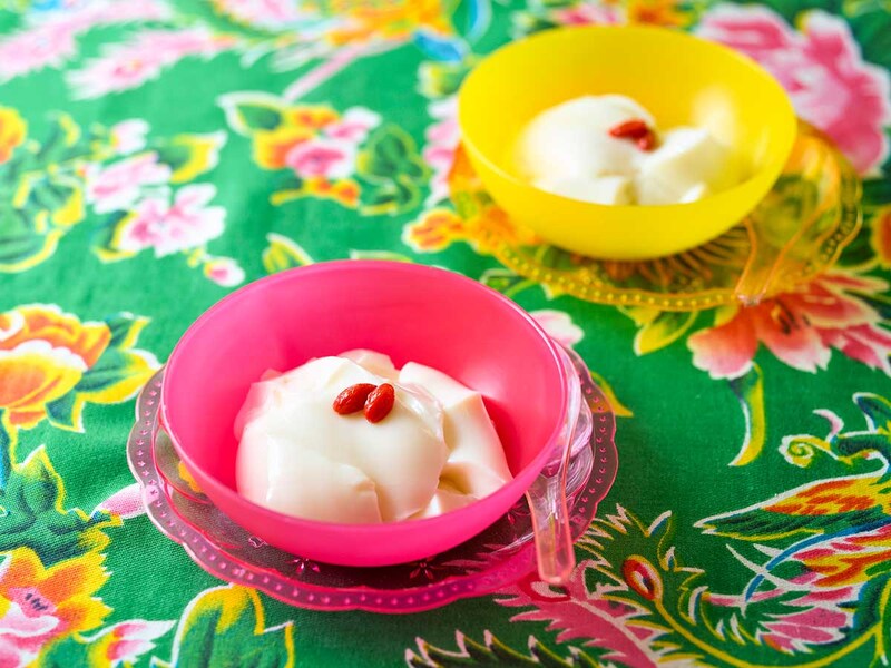 「成城石井自家製 とろり、とろける本格杏仁豆腐」 431円