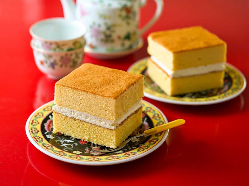 「成城石井自家製 アカシア蜂蜜の台湾風バニラカステラ」1394円