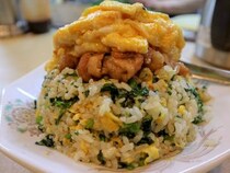 高校生の三ツ星通信。荻窪『中華徳大』の絶品チャーハンの「らんらんトッピング」に感激！