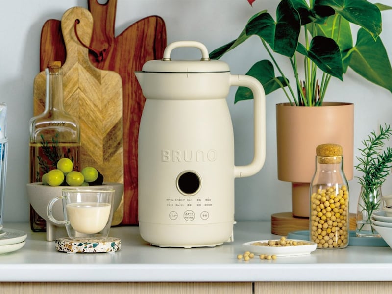 BRUNO「オートクックポット」1.0L：1万2100円／0.6L：9900円