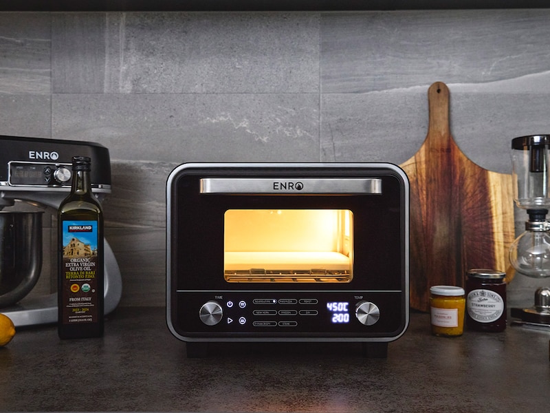 家で本格的な石窯ピザが食べたい？ その願い、「電気式窯焼名人mini」が叶えてくれます