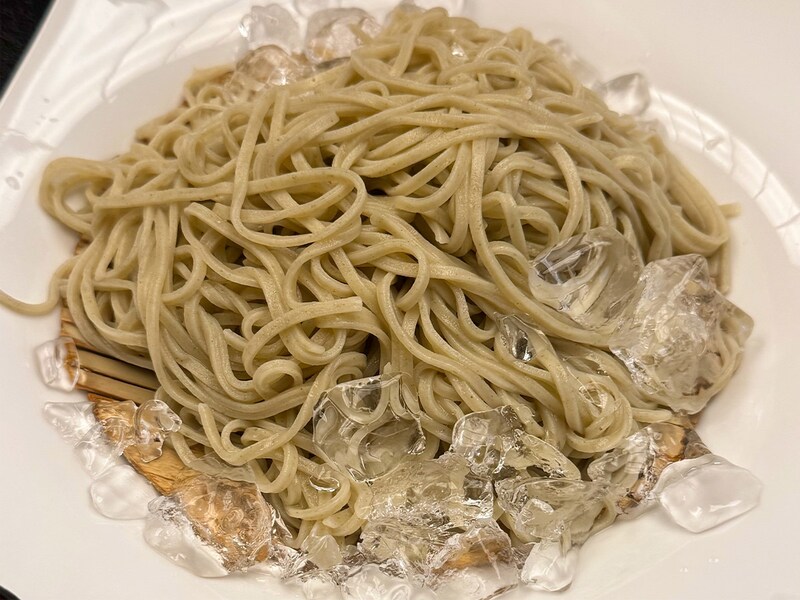 布海苔ならではの独特の食感が特徴