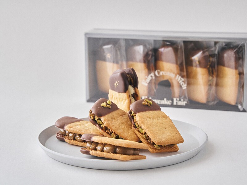 Fairycake Fair「チャイティーラテ生バターサンド」5個入 2200円／単品 440円 ※店頭では1個から購入可能