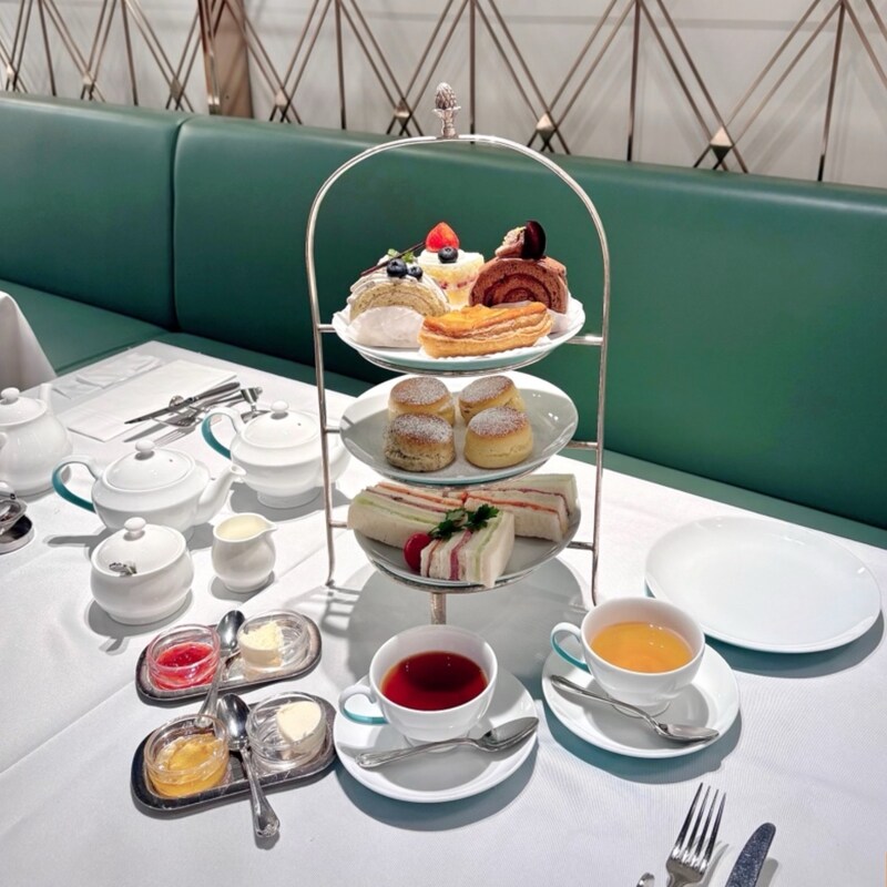 「アフタヌーンティセット」1名 4,620円 ※写真は2名分です