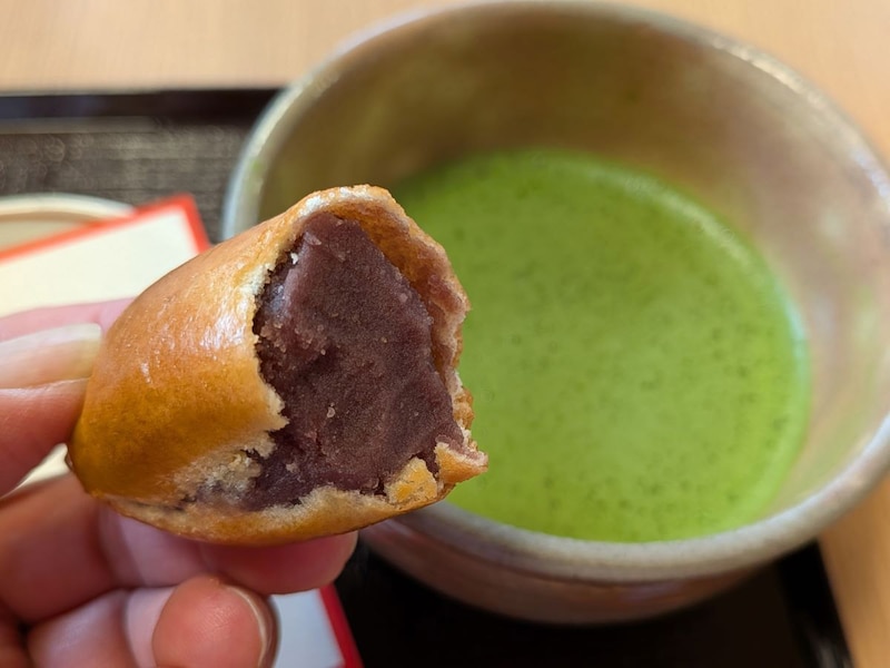 焼きたての皮はサックリ、中はあんこがたっぷり