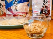 ごはんに混ぜるだけで太りにくい体に！ この秋、買うべき「もち麦」はコレ！