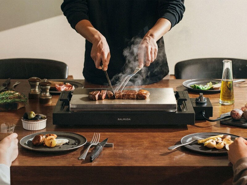 高額なのになぜ売れる？累計出荷台数7万台を突破した「BALMUDA The Plate Pro」は何がすごいのか