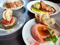 「イギリス料理＝マズい」説は本当か？ 英国料理の専門店で調査してみた