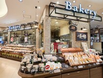 【ライフ】スーパーの常識を変えた焼きたてパン革命！『小麦の郷』は専門店級のパンが手に入る実力派