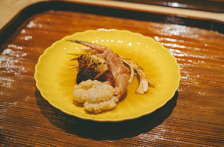 軸を使った松茸はシャクっと歯切れ良い