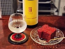 スイーツも推理小説も楽しめる！？ 喫茶店マニアが惚れ込む昭和モダンなカフェ『黒猫亭』の魅力とは？