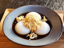 賞味期限20分！ 『船橋屋』の新業態カフェ『BE：SIDE』の「みずくずもち」が人気の理由