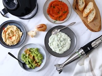 料理の下ごしらえが爆速で完了。そろそろ買いたい「最新ハンドブレンダー」3選