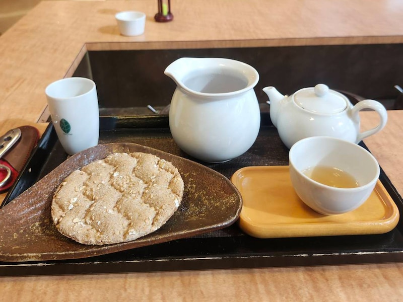 世界中のお茶が楽しめる東京・町田市の老舗ティーサロン『老舗ひじかた園』で楽しむ優雅なティータイム