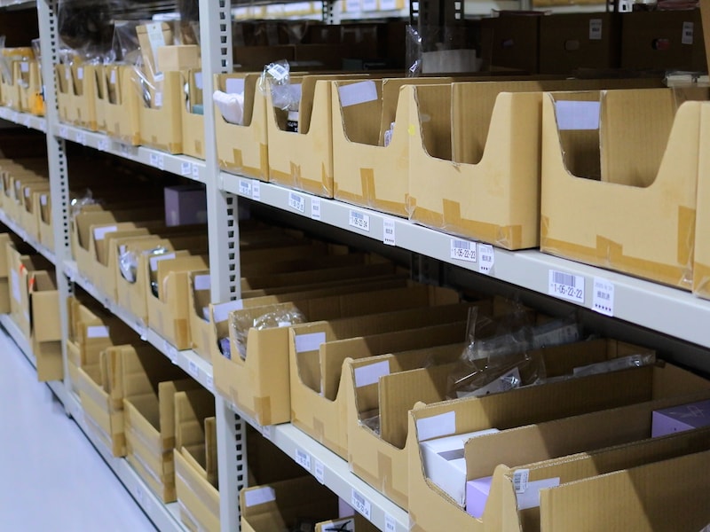 小さな商品も整頓されているので、在庫管理のしやすい環境