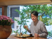 【小宮山雄飛 蕎麦呑みの名店】主人のこだわりが光る両国の名店『江戸蕎麦 ほそ川』で蕎麦の魅力にどっぷり浸る