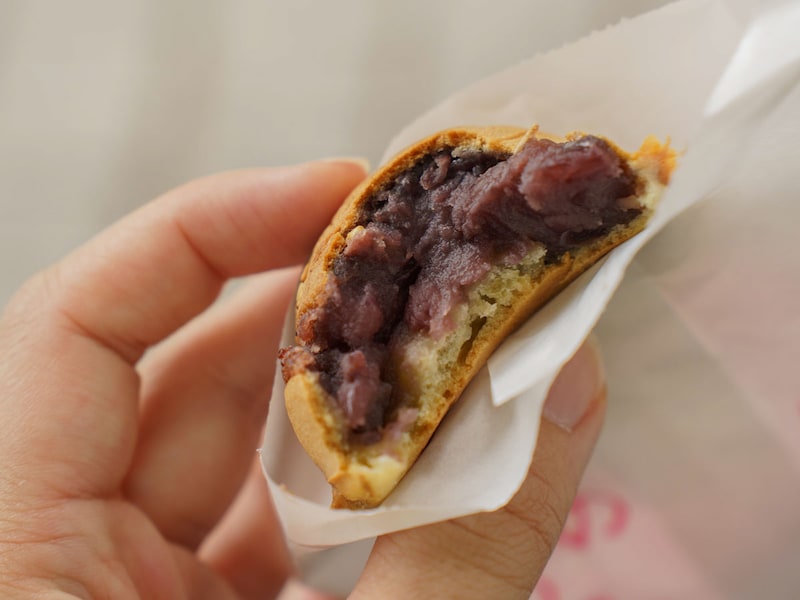 ほっくりと甘いつぶあんがぎっしり詰まっていました