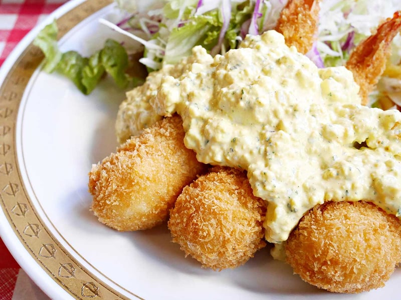 エビフライは1本から注文可能（440円）