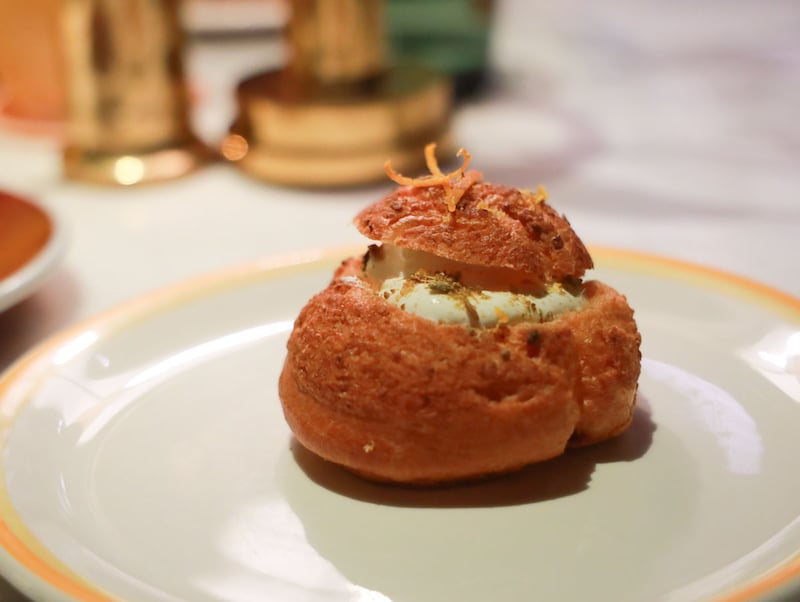 シュークロッカン ― シトラスクリーム、フェンネルシード[食楽web]