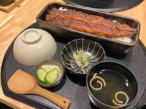 【東京駅】ランチに、ディナーに。うなぎ四代目菊川の名物「蒲焼き1本重」が絶品！