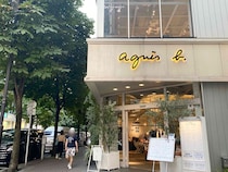 【銀座カフェ】路地裏でひと息。ブランドの世界観を味わう『アニエスベーカフェ』は居心地いい空間