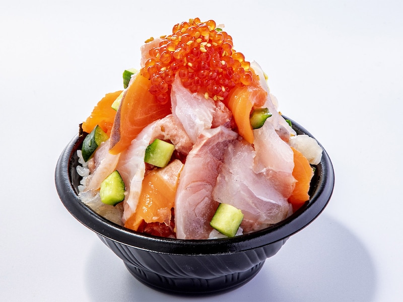 「つきじめし」1折 1,360円～2,860円（画像は1,860円相当）/改札内B1F スクエア ゼロエリア