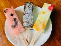 【お取り寄せ】溶けないアイスキャンディー！？老舗和菓子店が本気で作ったひんやり和菓子「くずバー」