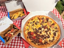 ピザなのにハンバーガー？ ドミノ・ピザの謎イベントに参加したら脳内バグが起きる衝撃体験が待っていた