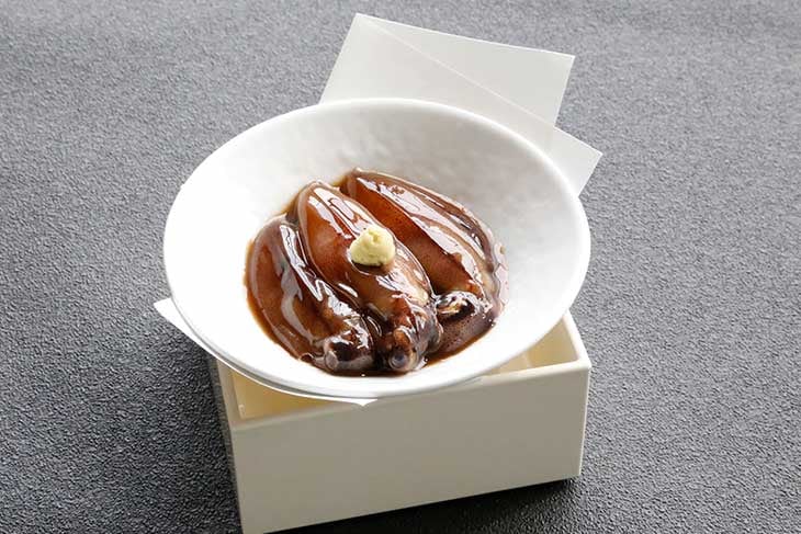 肝の超濃厚な旨みが一度食べると忘れられないホタルイカの沖漬け