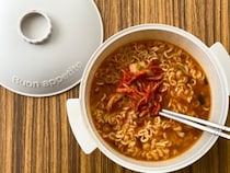 『3COINS』で大ヒット！ 噂の「ビストロヌードル」で本当にラーメンが美味しく作れるのか試してみた