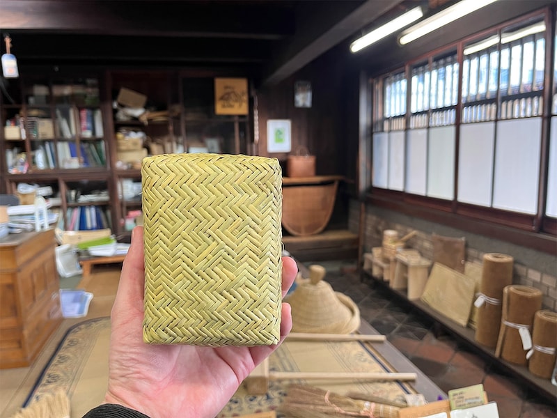 運よく手に入れて、大満足な気分で記念撮影