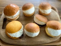 一番美味しいマリトッツォはどれ？ コンビニ＆カルディ＆成城石井の「マリトッツォ」を食べ比べてみた