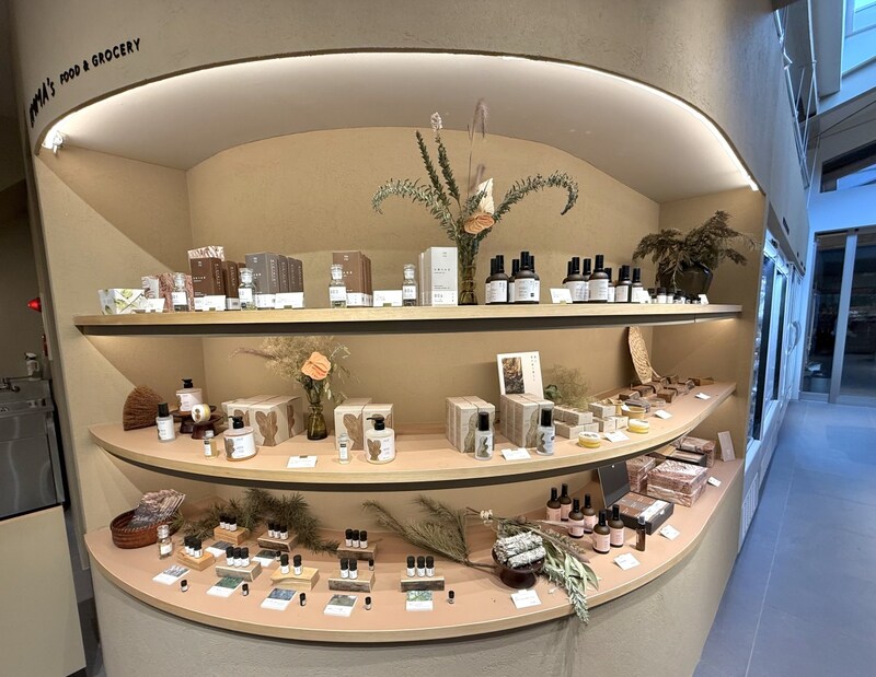 森林資源を利用して作られた「yaso」のプロダクツ