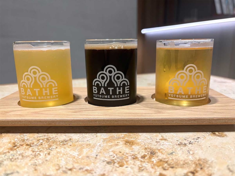 「BATHEビール3種飲みくらべセット」1,100円。FOREST、コーヒー牛乳スタウト、乾杯ラガーをセレクト