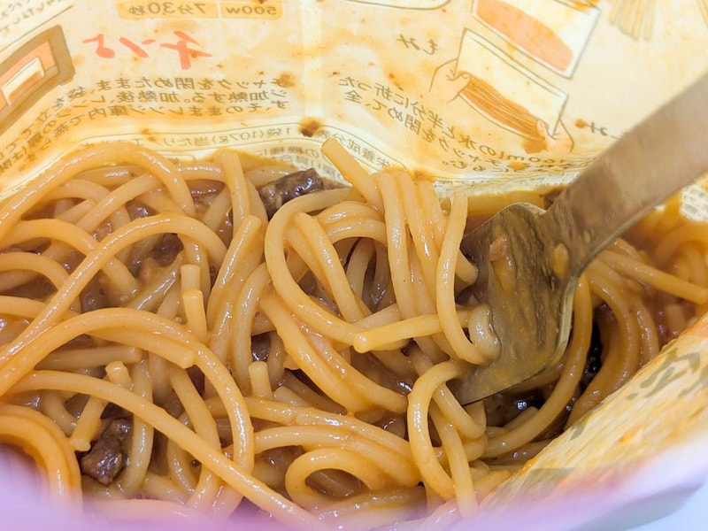 30回混ぜるとソースとパスタに一体感がでます