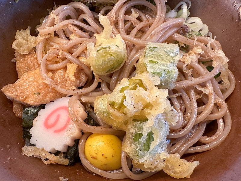 無料の天かすは、おかわりしてしまうくらい美味！