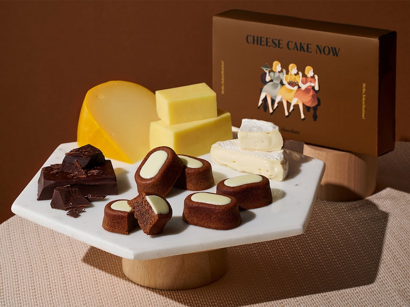 グランスタ東京店限定スイーツはダークチョコレートとチーズの組み合わせ。6個入 1490円