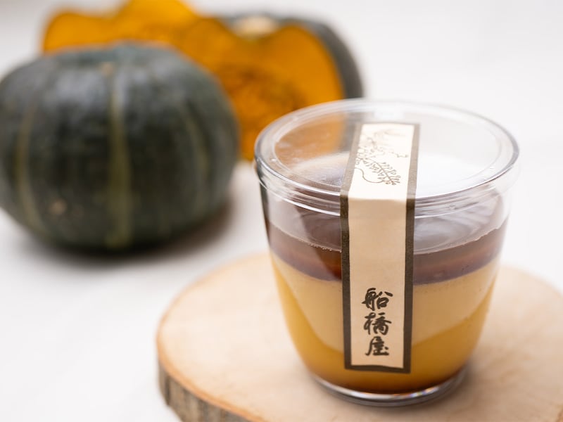 お店の一番人気スイーツが秋限定フレーバーで登場。1個 530円