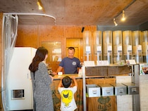 わざわざ行きたい茅ヶ崎の焙煎所『ジョンディーコーヒーロースターズ』。好みのコーヒーを探しに